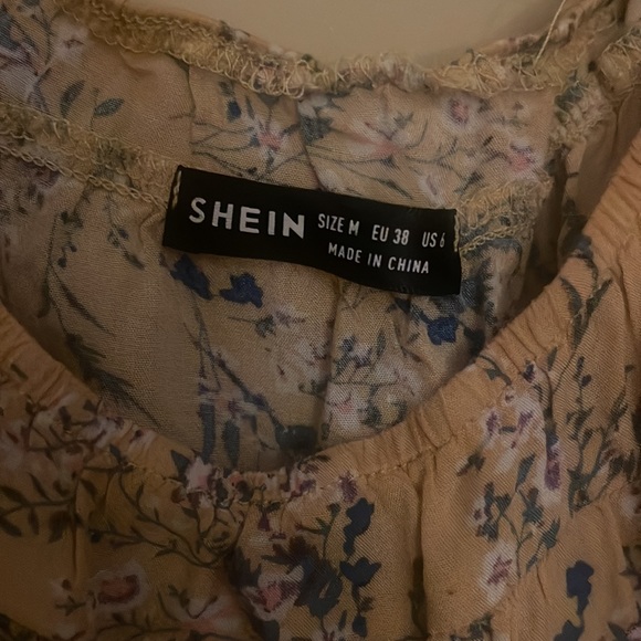 Spring/Summer dress - Picture 3 of 4